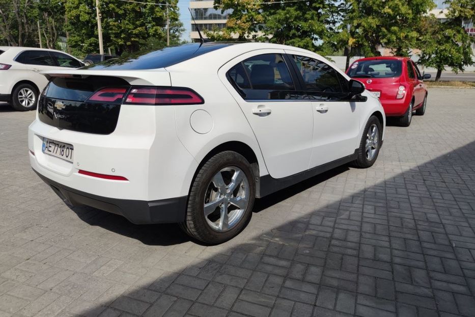 Продам Chevrolet Volt Premium 2011 года в Днепре