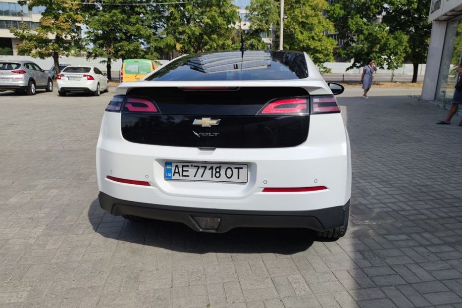 Продам Chevrolet Volt Premium 2011 года в Днепре