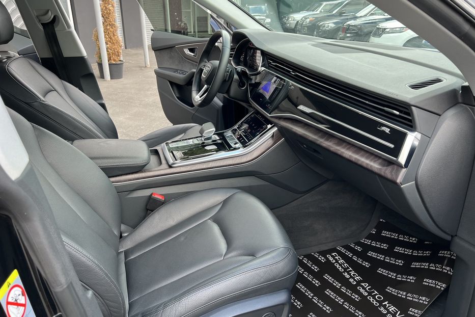 Продам Audi Q8 2019 года в Киеве