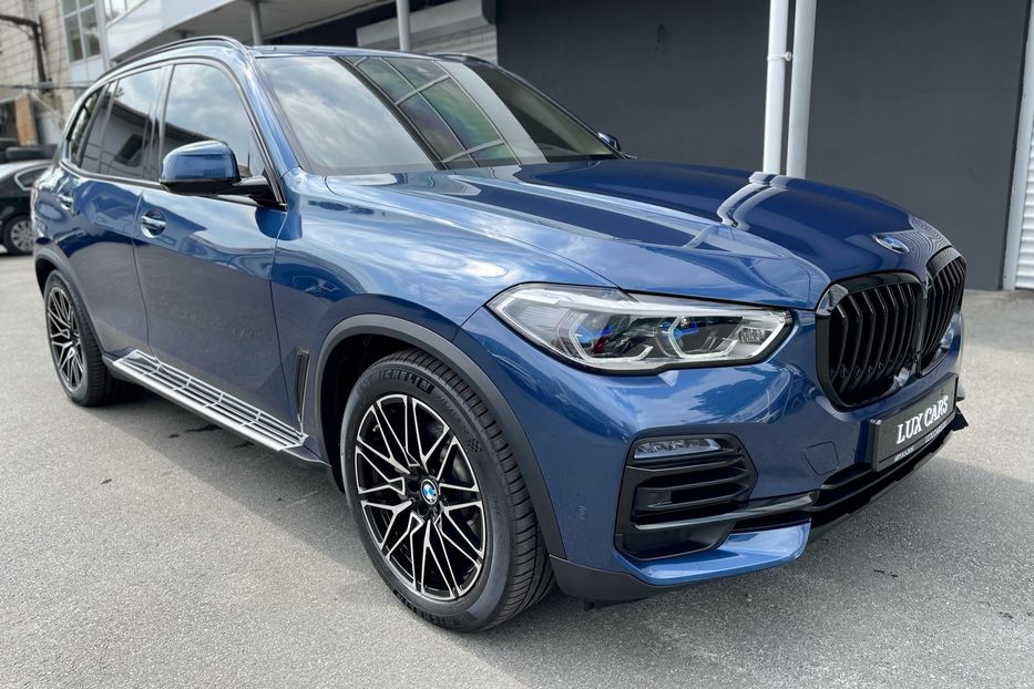 Продам BMW X5 30d 2020 года в Киеве