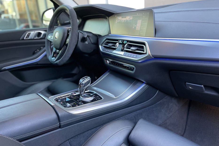 Продам BMW X5 30d 2020 года в Киеве