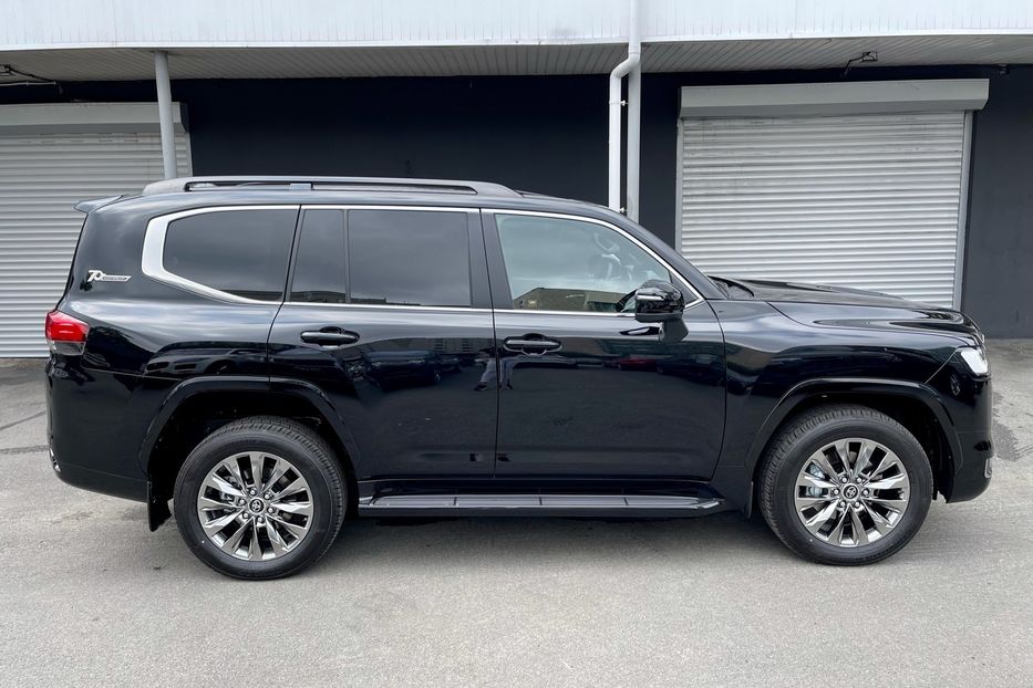 Продам Toyota Land Cruiser 300 Diesel Premium NEW 2022 года в Киеве