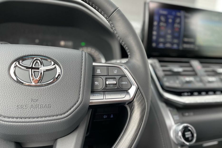 Продам Toyota Land Cruiser 300 Diesel Premium NEW 2022 года в Киеве