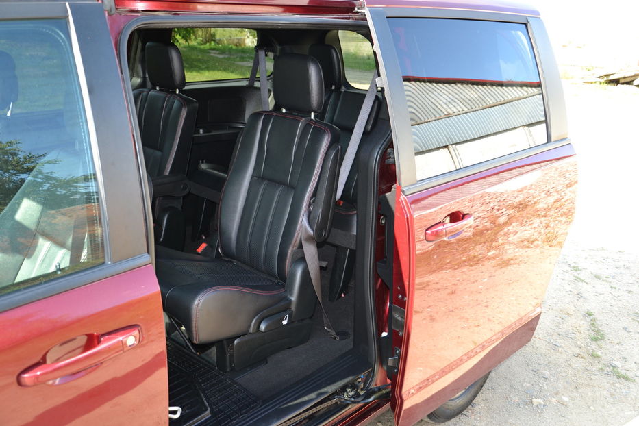 Продам Dodge Grand Caravan GT 2018 года в Хмельницком
