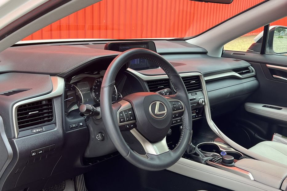 Продам Lexus RX 350 2017 года в Одессе