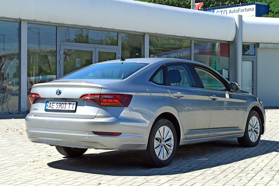 Продам Volkswagen Jetta 2019 года в Днепре