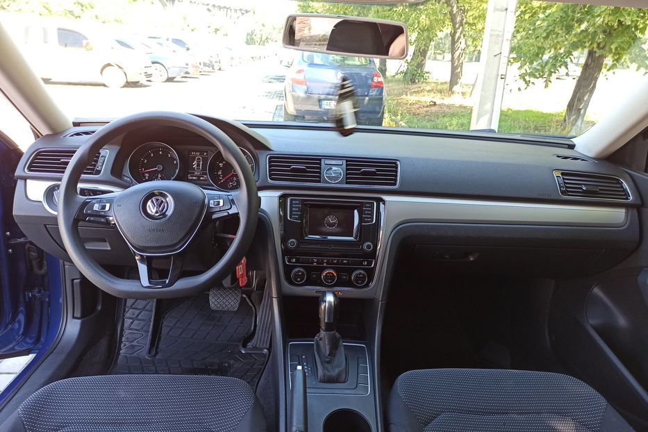 Продам Volkswagen Passat B7 NMS 2016 года в Днепре