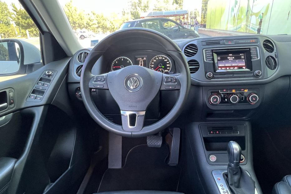 Продам Volkswagen Tiguan 4matic DIesel official  2015 года в Одессе