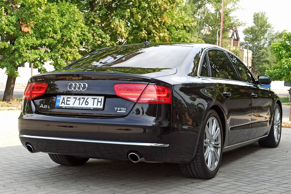 Продам Audi A8 Long 2013 года в Днепре