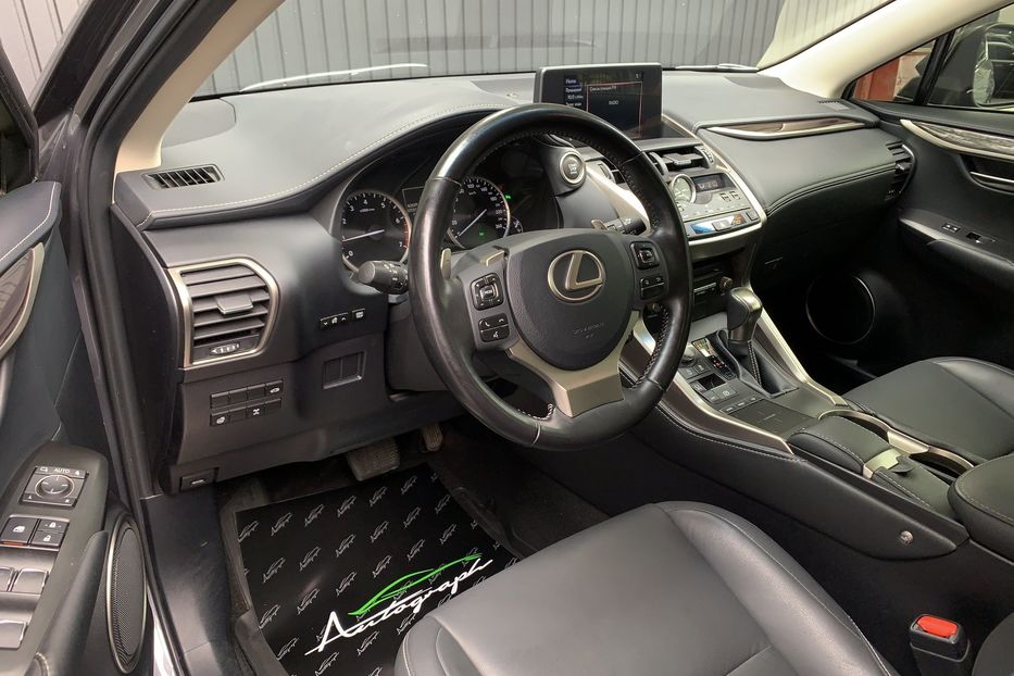 Продам Lexus NX 200 AWD 2018 года в Киеве
