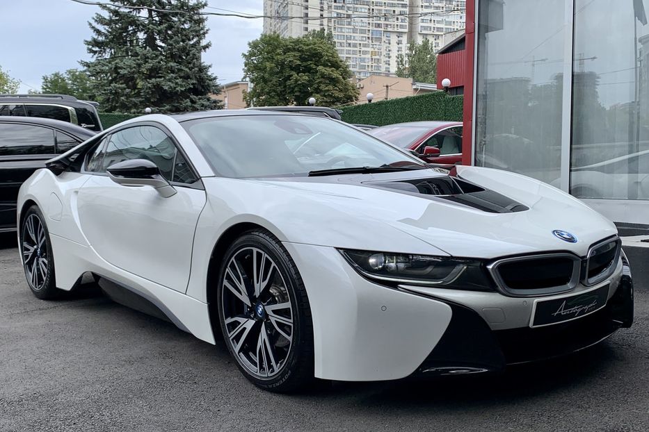 Продам BMW I8 2015 года в Киеве