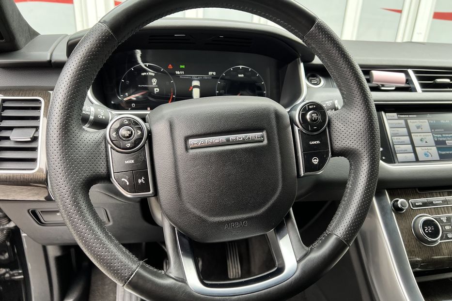 Продам Land Rover Range Rover Sport SVR 2014 года в Киеве