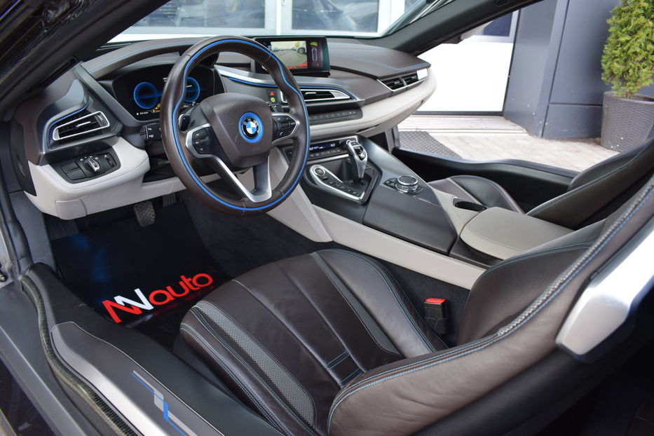 Продам BMW I8 2016 года в Одессе
