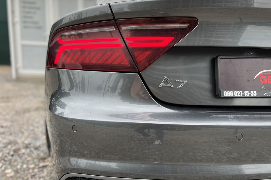 Продам Audi A7 S Line  2015 года в Киеве