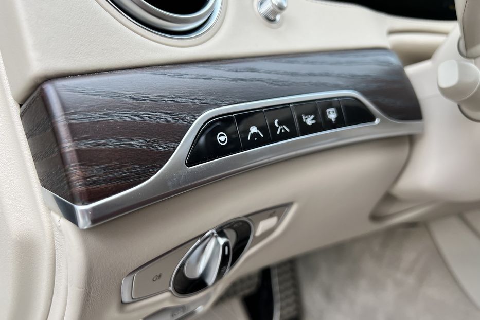 Продам Mercedes-Benz S-Class AMG 4Matic 2018 года в Киеве