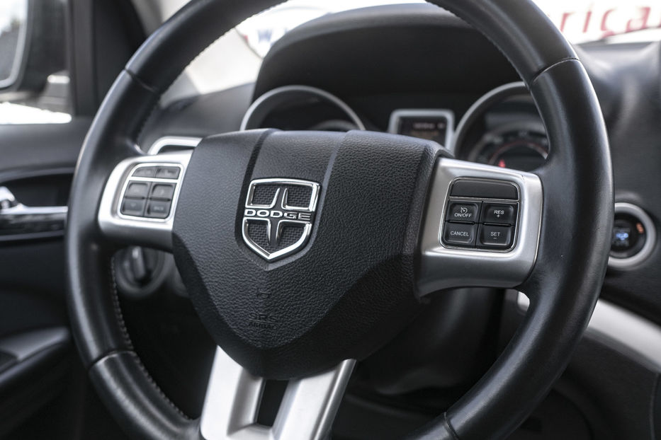 Продам Dodge Journey SE 2012 года в Черновцах