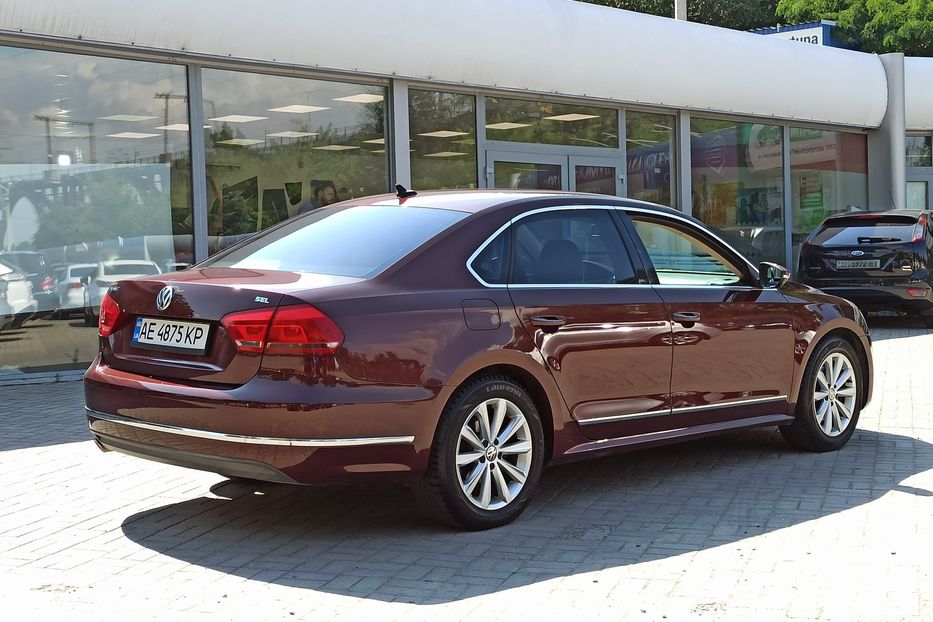 Продам Volkswagen Passat B7 SEL 2011 года в Днепре