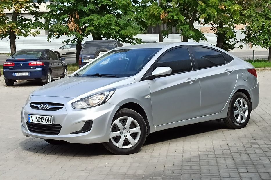 Продам Hyundai Accent  2013 года в Днепре