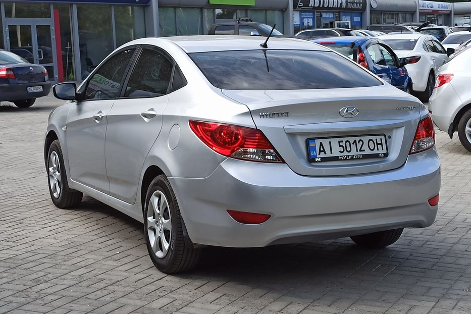 Продам Hyundai Accent  2013 года в Днепре