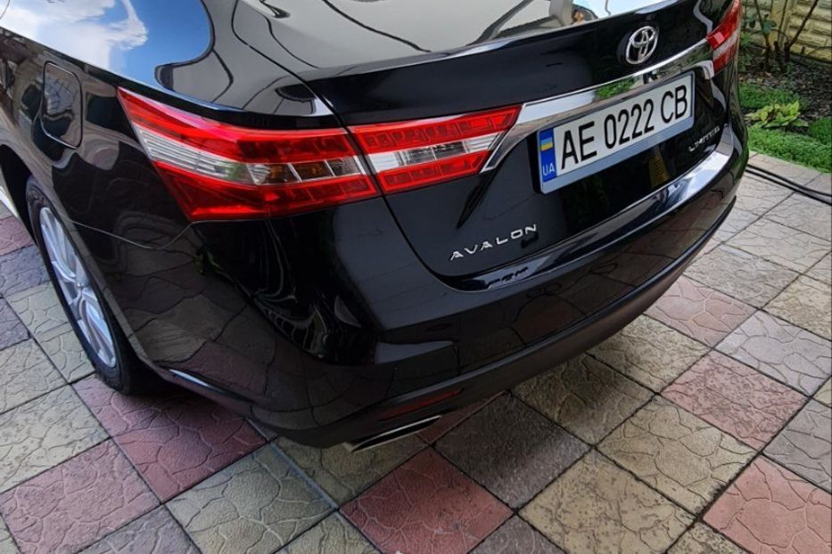 Продам Toyota Avalon LIMITED 2013 года в Днепре