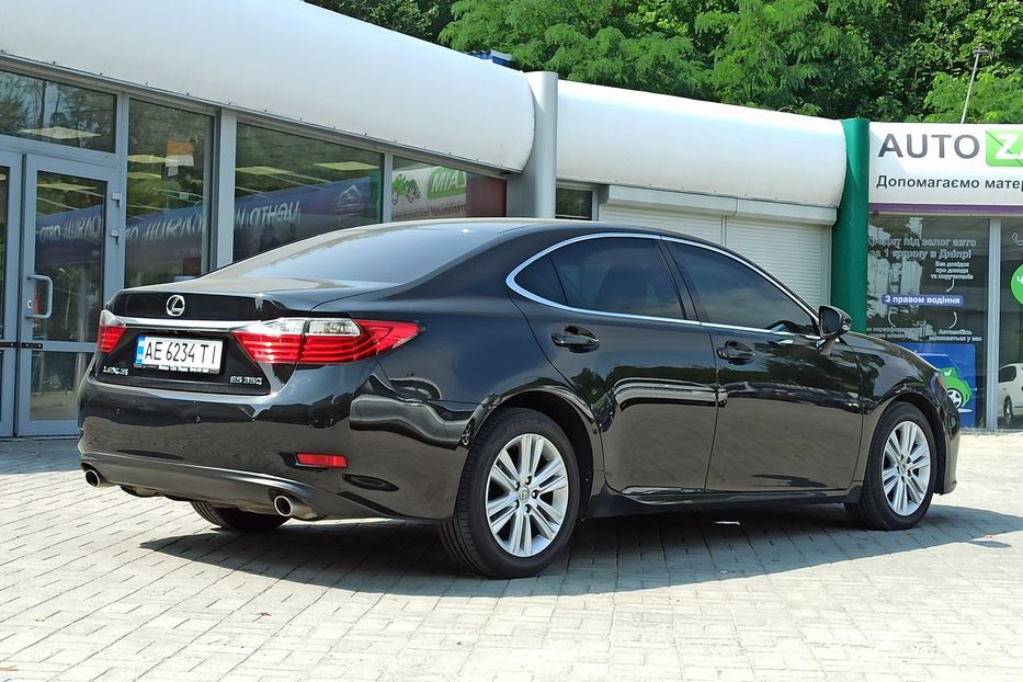 Продам Lexus ES 350 2013 года в Днепре