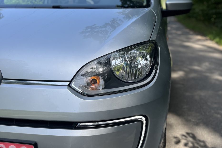 Продам Volkswagen Up E-up запах ходу 120км 2014 года в Житомире