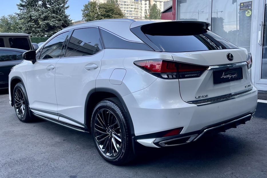 Продам Lexus RX 350 AWD  2022 года в Киеве