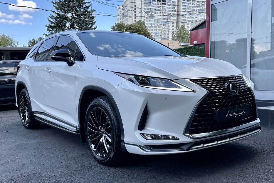 Продам Lexus RX 350 AWD  2022 года в Киеве