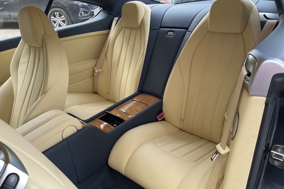 Продам Bentley Continental GT W12  2011 года в Киеве