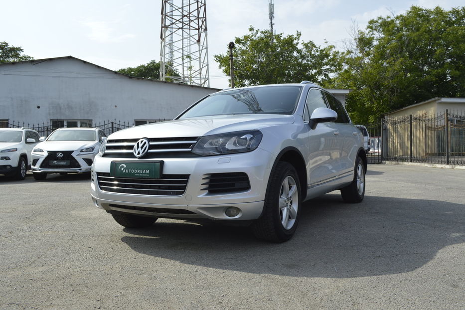 Продам Volkswagen Touareg 2012 года в Одессе