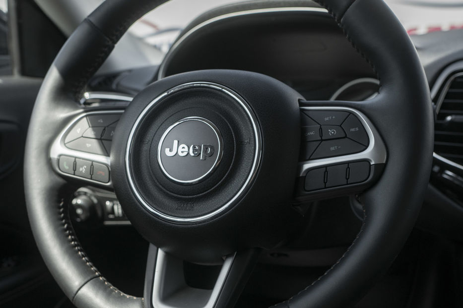 Продам Jeep Compass Limited 2018 года в Черновцах