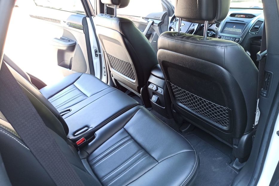 Продам Kia Sorento SXL V6 2014 года в Днепре