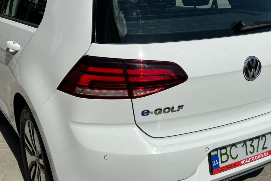 Продам Volkswagen e-Golf Авто в Україні не мальоване 2018 года в Львове