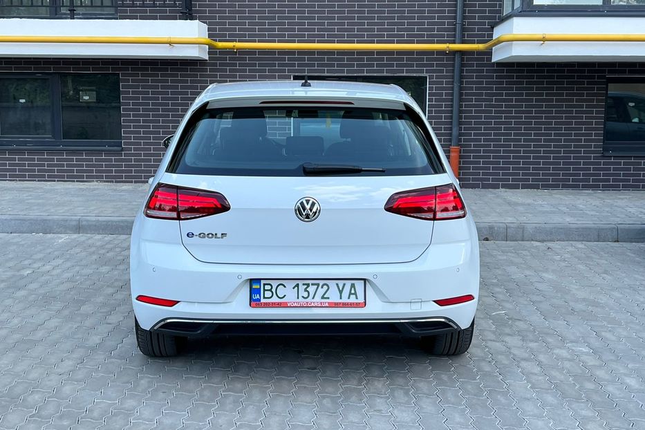 Продам Volkswagen e-Golf Авто в Україні не мальоване 2018 года в Львове