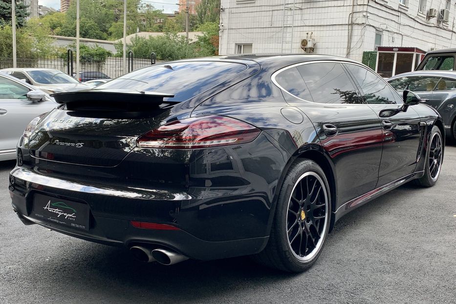 Продам Porsche Panamera 4S Long Executive 2013 года в Киеве