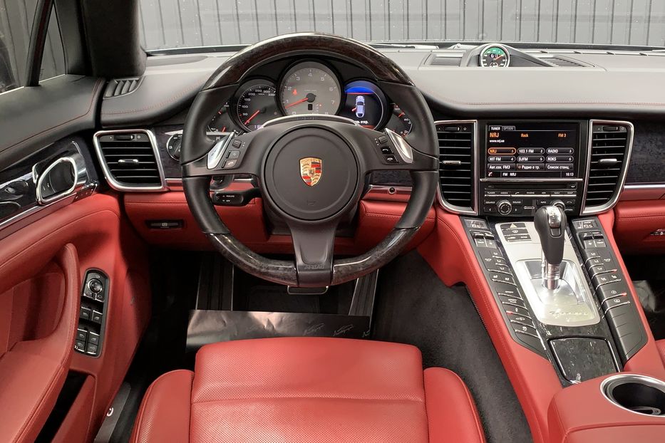 Продам Porsche Panamera 4S Long Executive 2013 года в Киеве