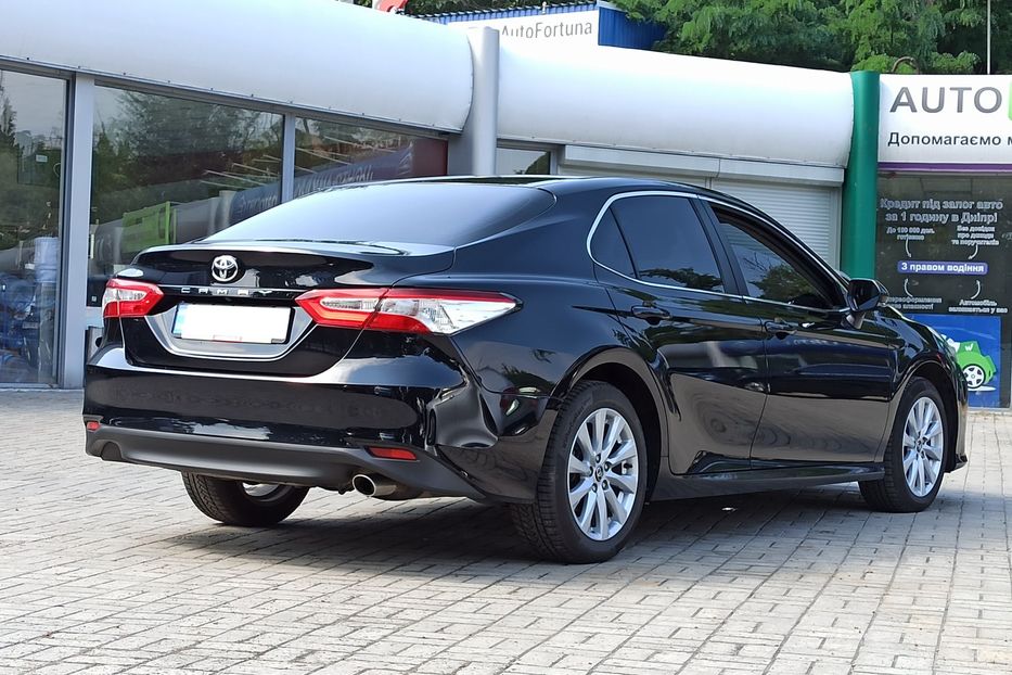 Продам Toyota Camry 2019 года в Днепре