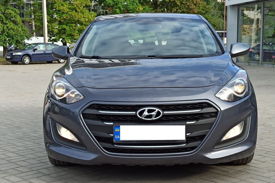 Продам Hyundai i30  2016 года в Днепре