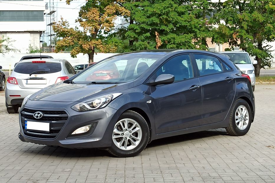 Продам Hyundai i30  2016 года в Днепре