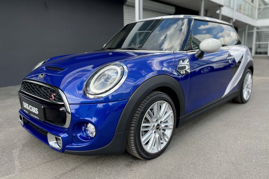 Продам MINI Cooper S Official  2018 года в Киеве