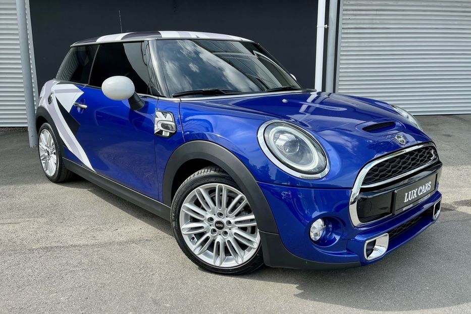 Продам MINI Cooper S Official  2018 года в Киеве