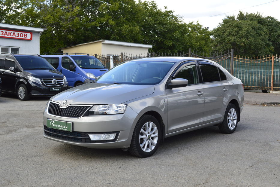 Продам Skoda Rapid 2013 года в Одессе