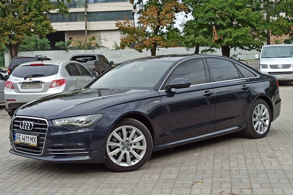 Продам Audi A6 Premium 2014 года в Днепре