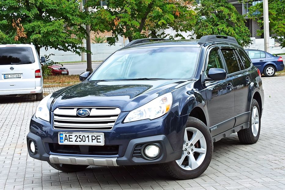 Продам Subaru Outback 2013 года в Днепре