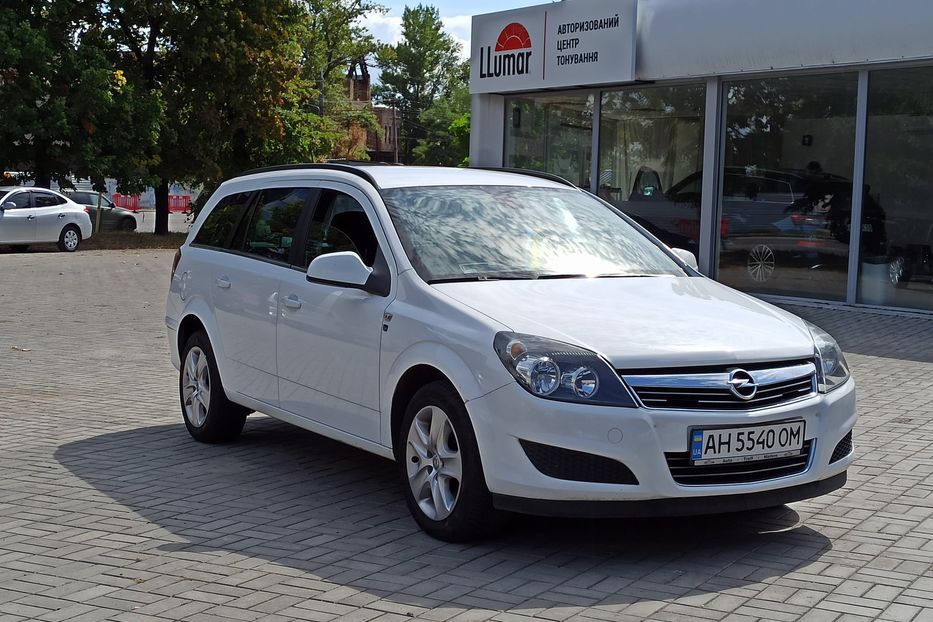 Продам Opel Astra H 2010 года в Днепре