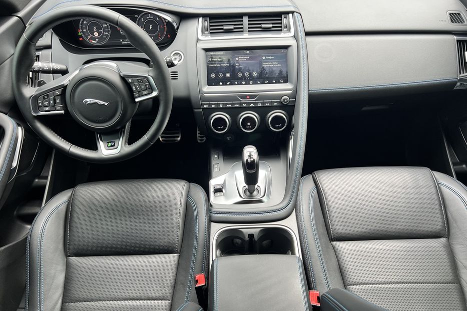 Продам Jaguar E-Pace R Dynamic  2018 года в Киеве