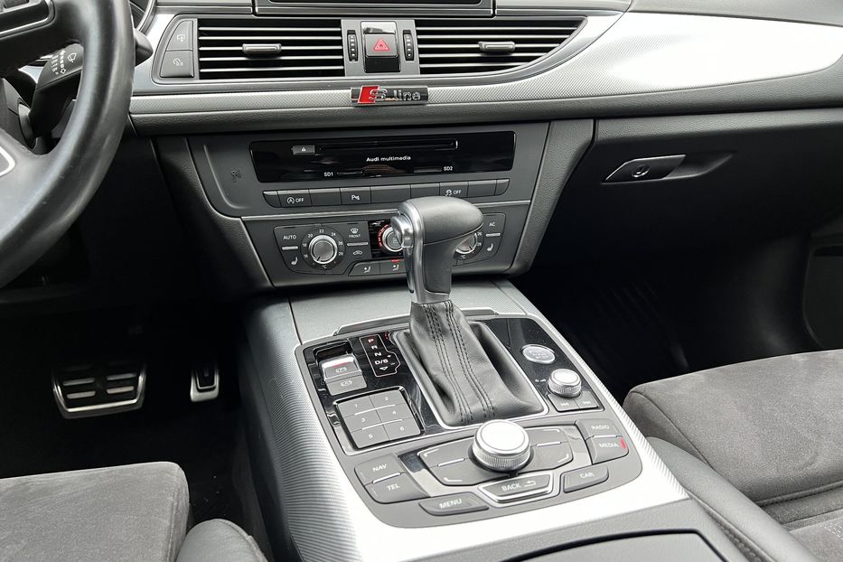 Продам Audi A6 2012 года в Киеве