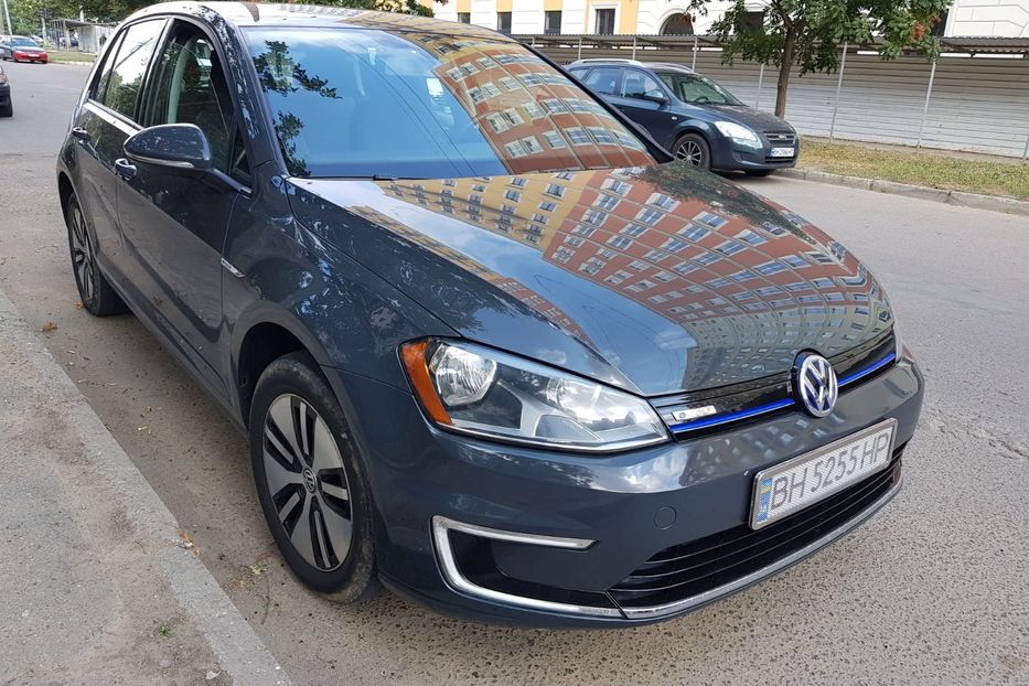 Продам Volkswagen e-Golf 2016 года в Одессе