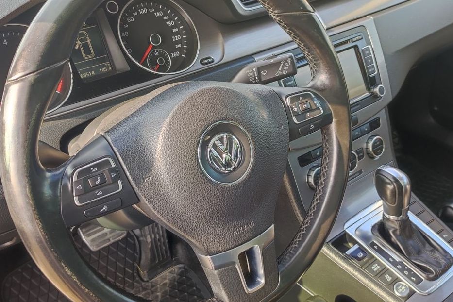 Продам Volkswagen Passat B7 2011 года в Львове