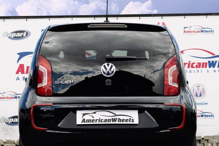 Продам Volkswagen Up Electric 2015 года в Черновцах